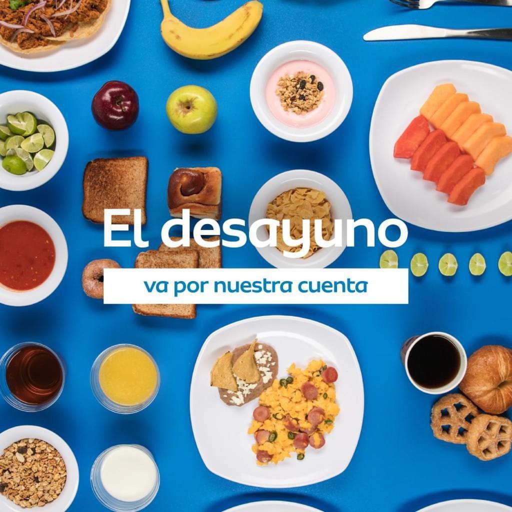 One Irapuato Hotel Екстериор снимка
